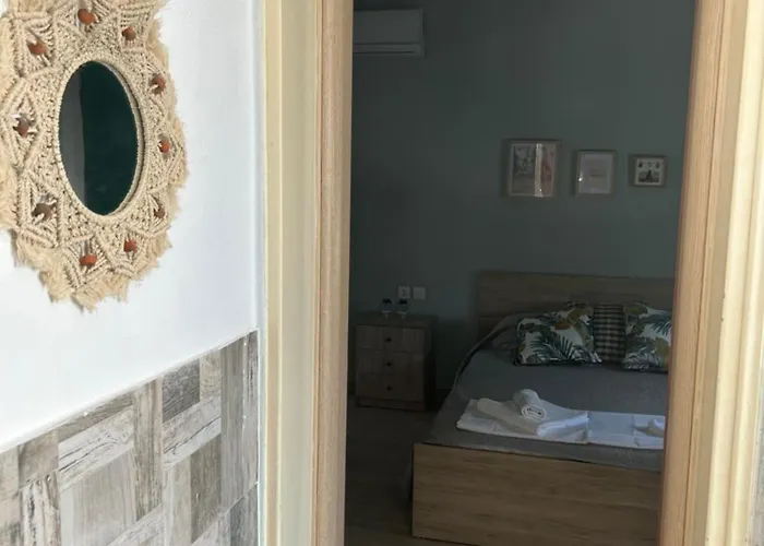 Zeusplace Akti Apartmán *